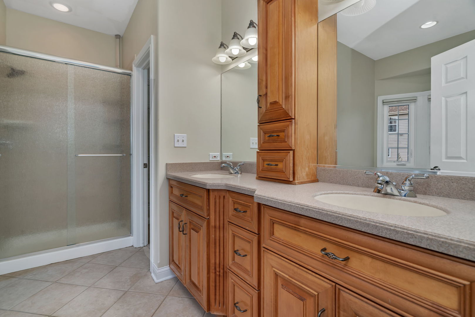 21133 Kenmare Drive, Shorewood, IL 60404