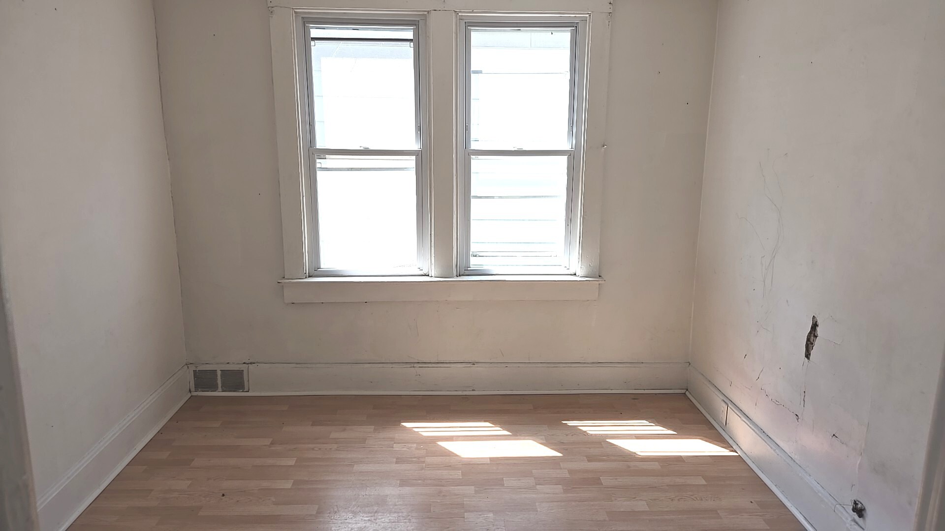 13550 S Burley Avenue, Chicago, IL 60633