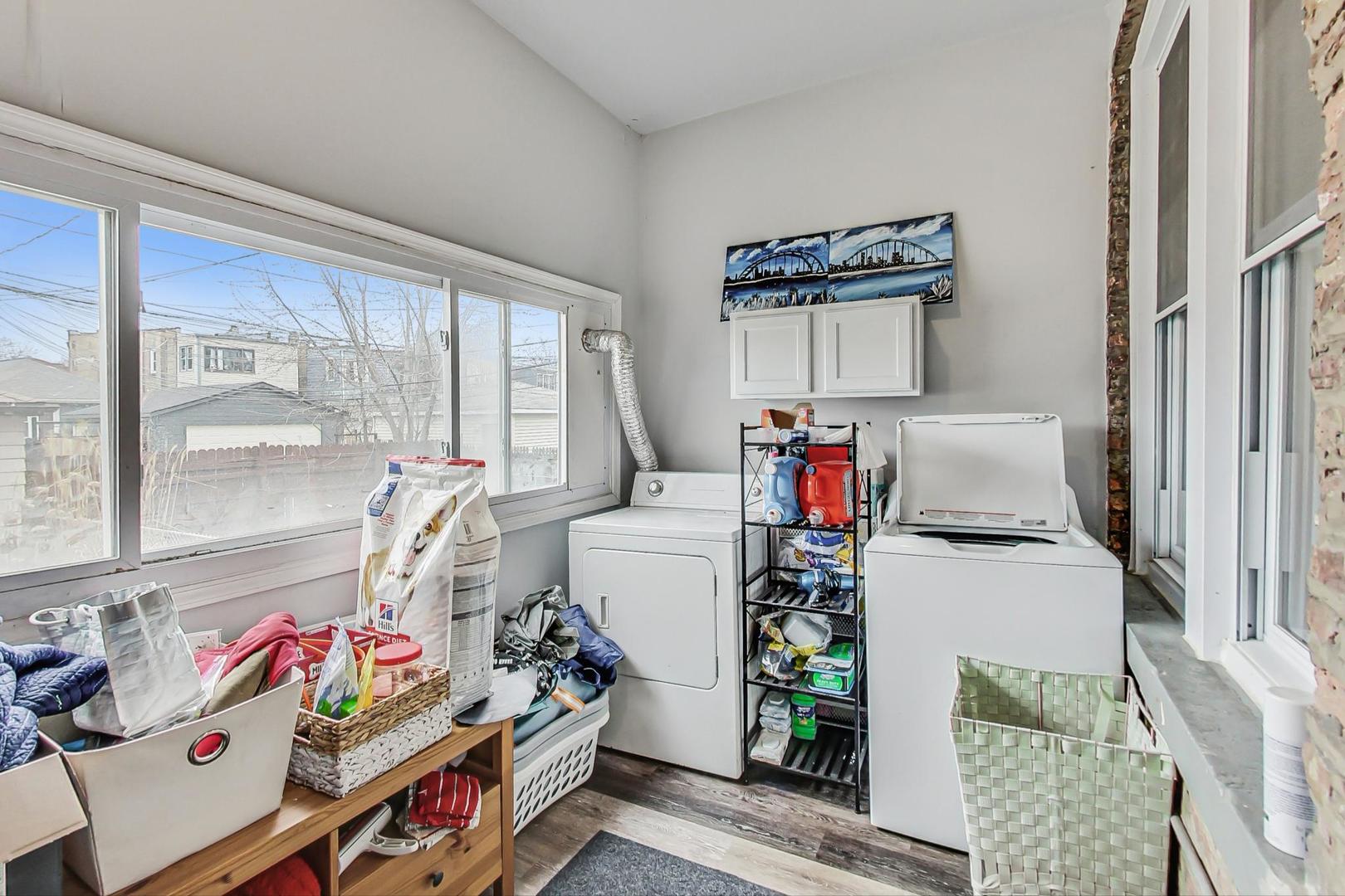 3330 W Hutchinson Street #1, Chicago, IL 60618