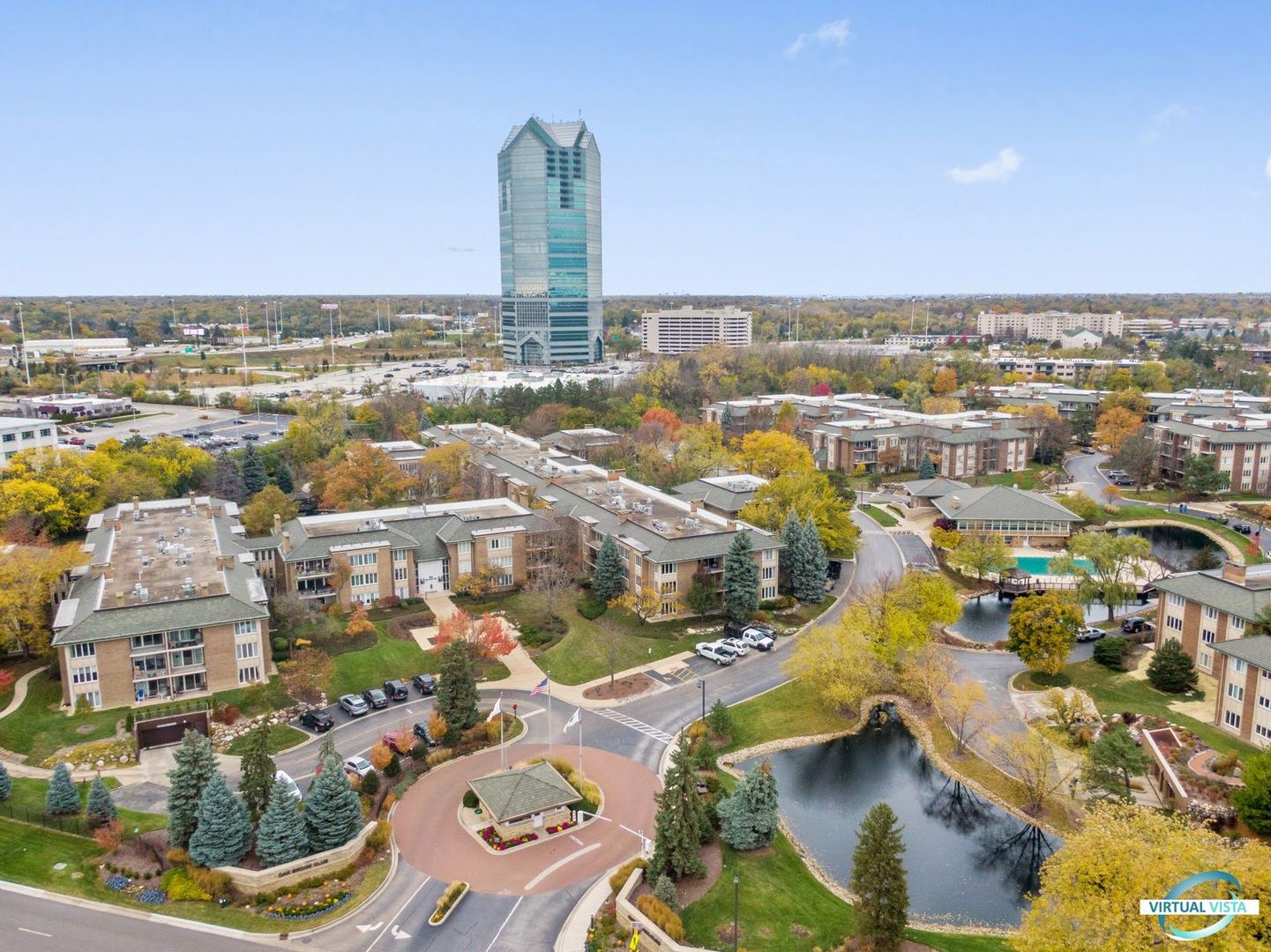 3 Oak Brook Club Drive #E305, Oak Brook, IL 60523