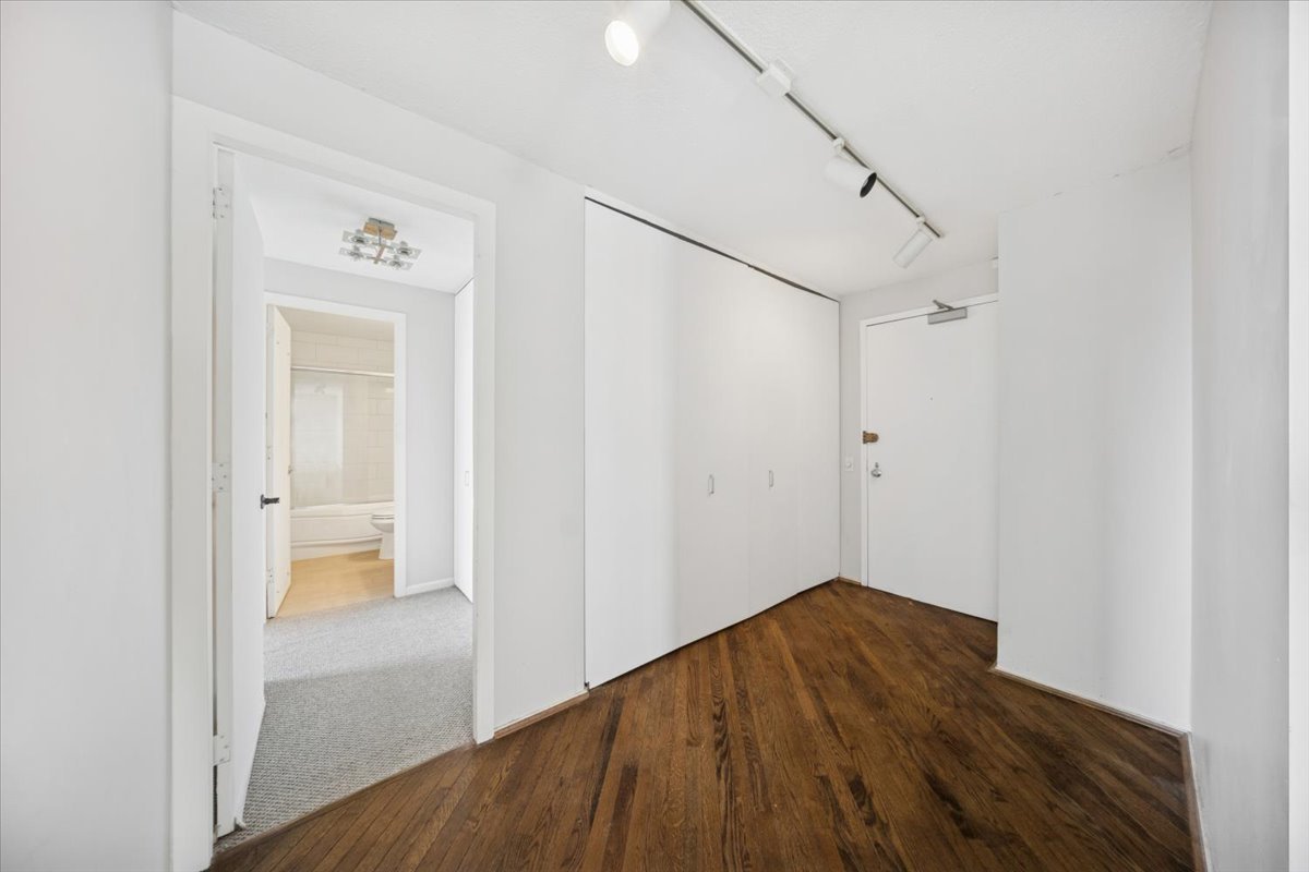 901 S PLYMOUTH Court #802, Chicago, IL 60605