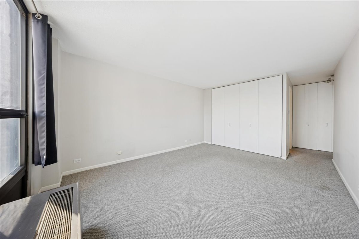 901 S PLYMOUTH Court #802, Chicago, IL 60605