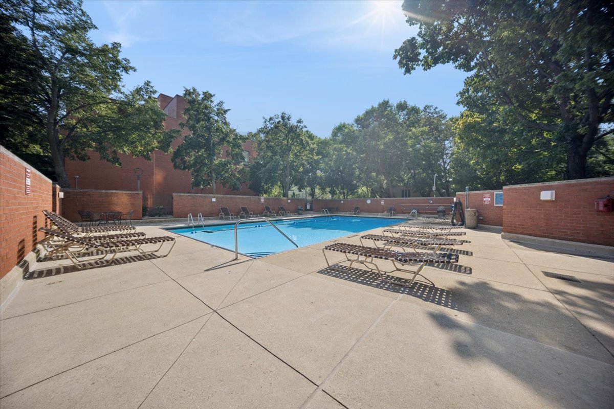 901 S PLYMOUTH Court #802, Chicago, IL 60605