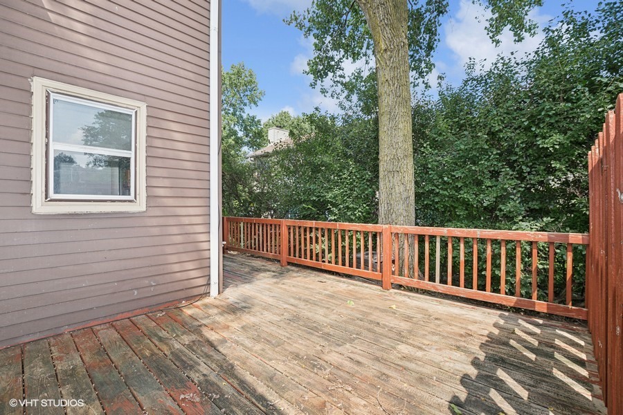 1826 Windsor Court, Downers Grove, IL 60516