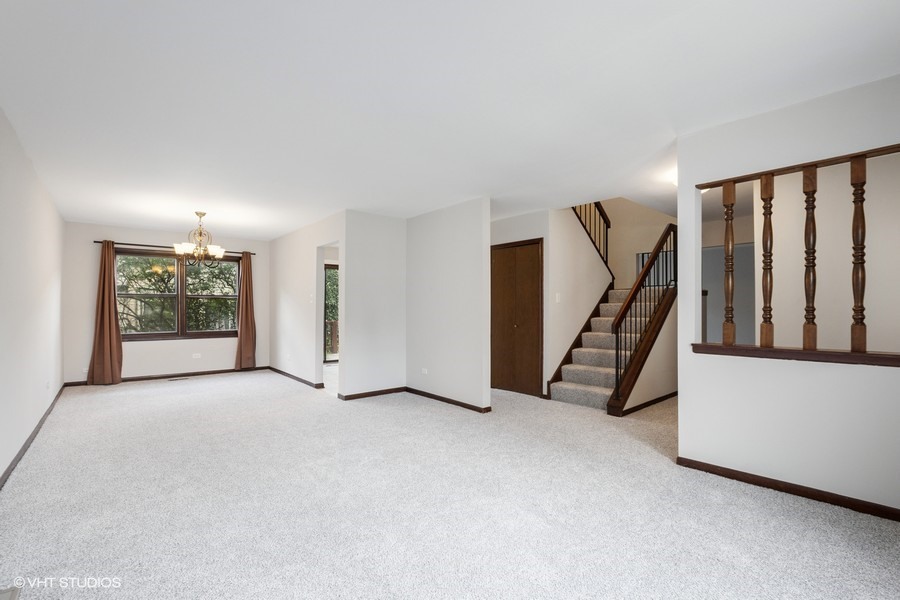 1826 Windsor Court, Downers Grove, IL 60516
