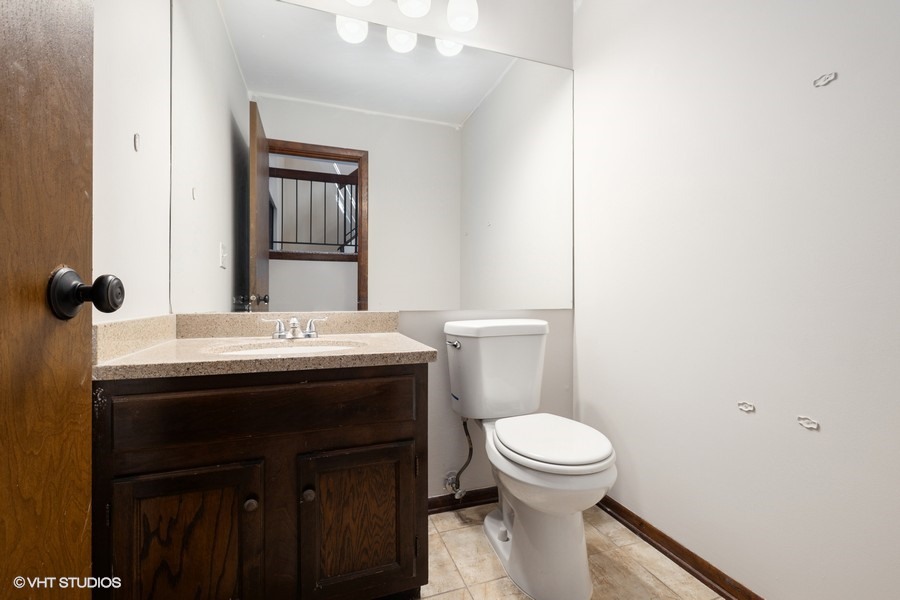 1826 Windsor Court, Downers Grove, IL 60516