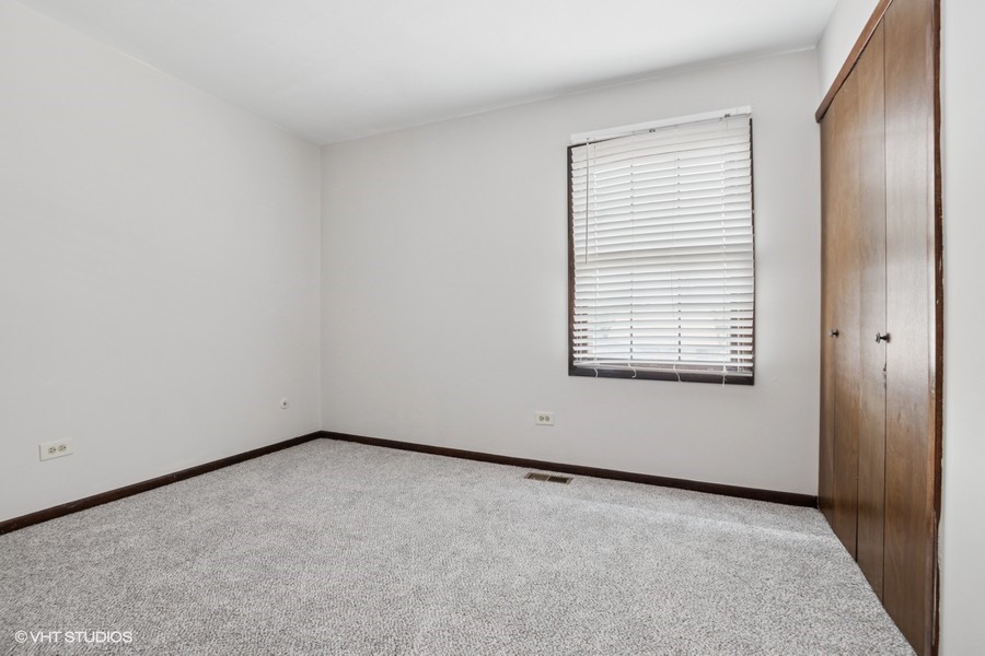 1826 Windsor Court, Downers Grove, IL 60516