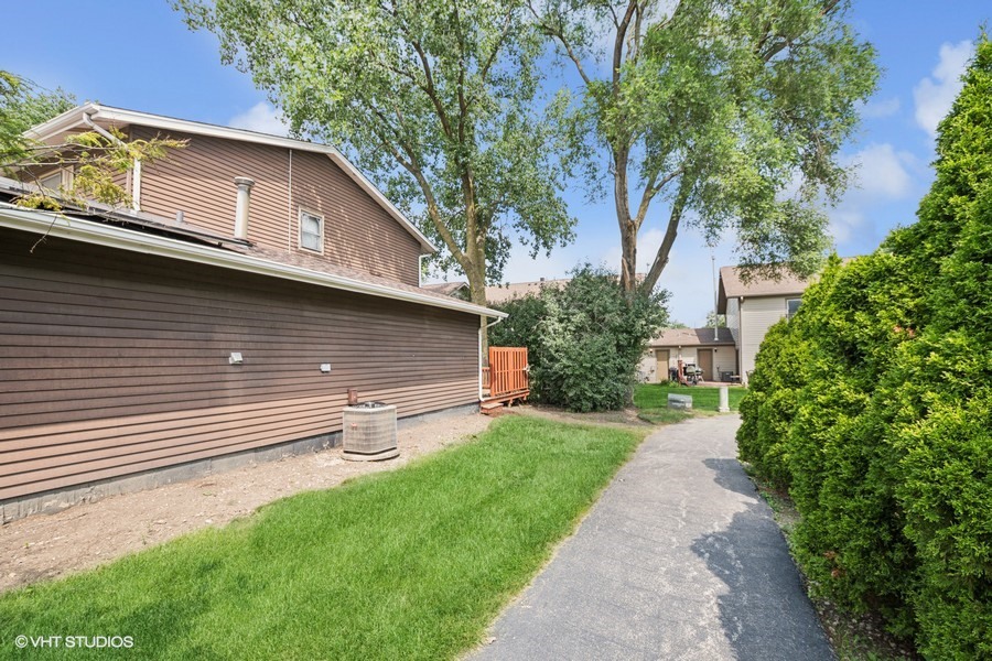 1826 Windsor Court, Downers Grove, IL 60516