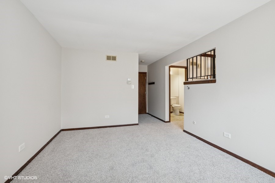 1826 Windsor Court, Downers Grove, IL 60516