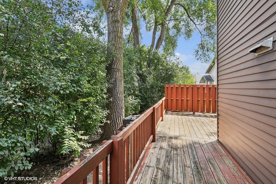 1826 Windsor Court, Downers Grove, IL 60516