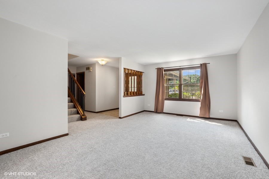 1826 Windsor Court, Downers Grove, IL 60516