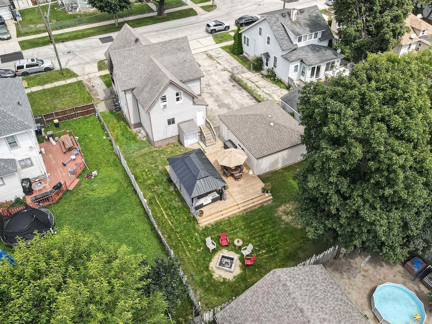 417 Lovell Street, Elgin, IL 60120