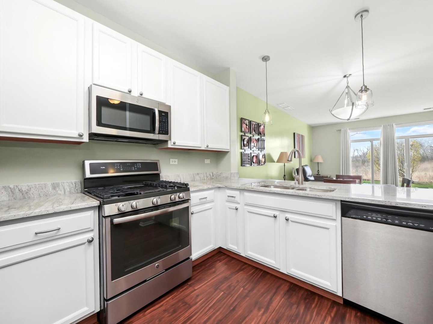 2409 Golf Ridge Circle, Naperville, IL 60563