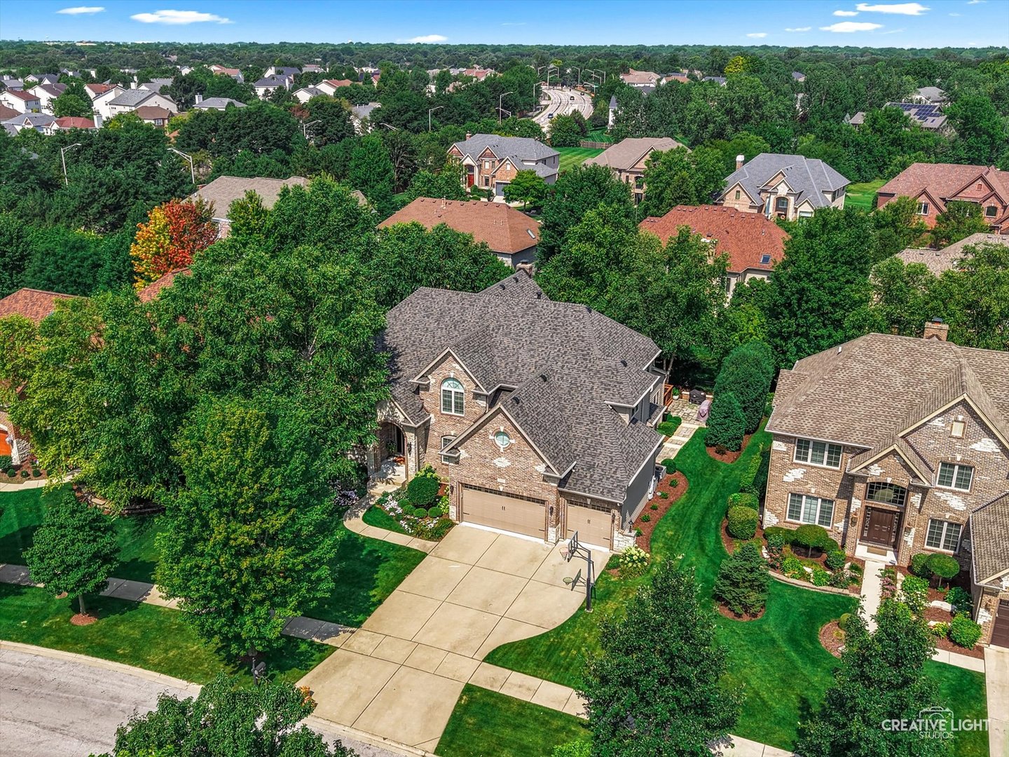 539 Eagle Brook Lane, Naperville, IL 60565
