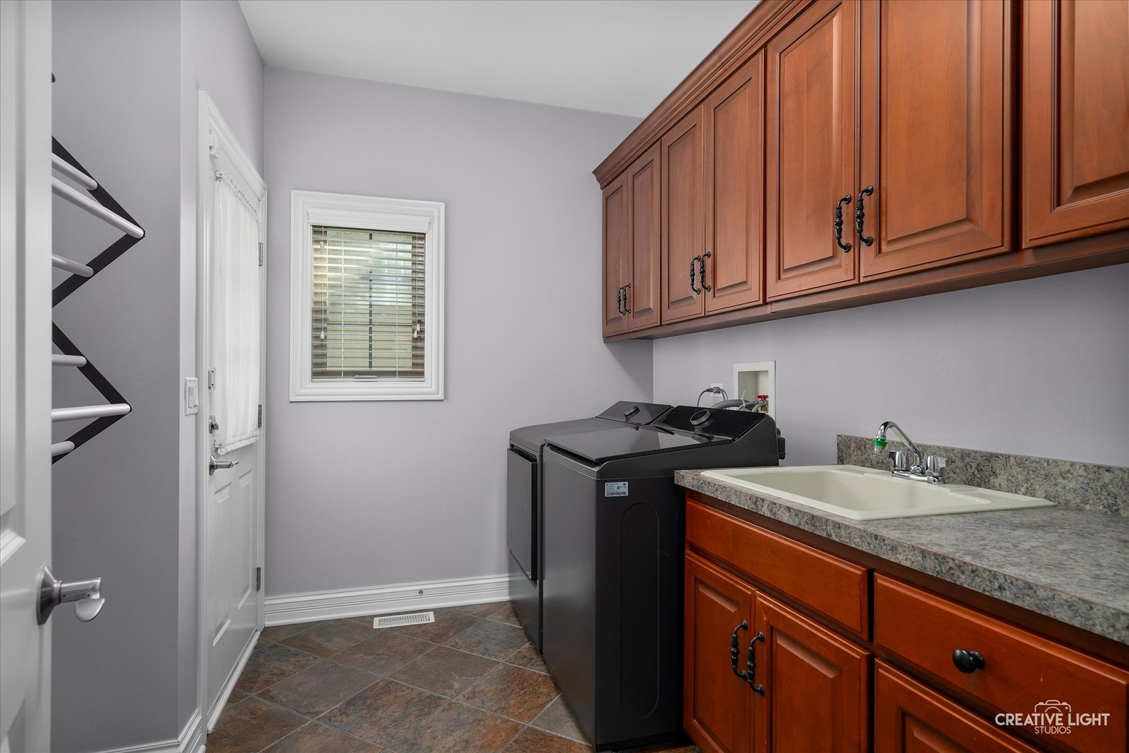 539 Eagle Brook Lane, Naperville, IL 60565