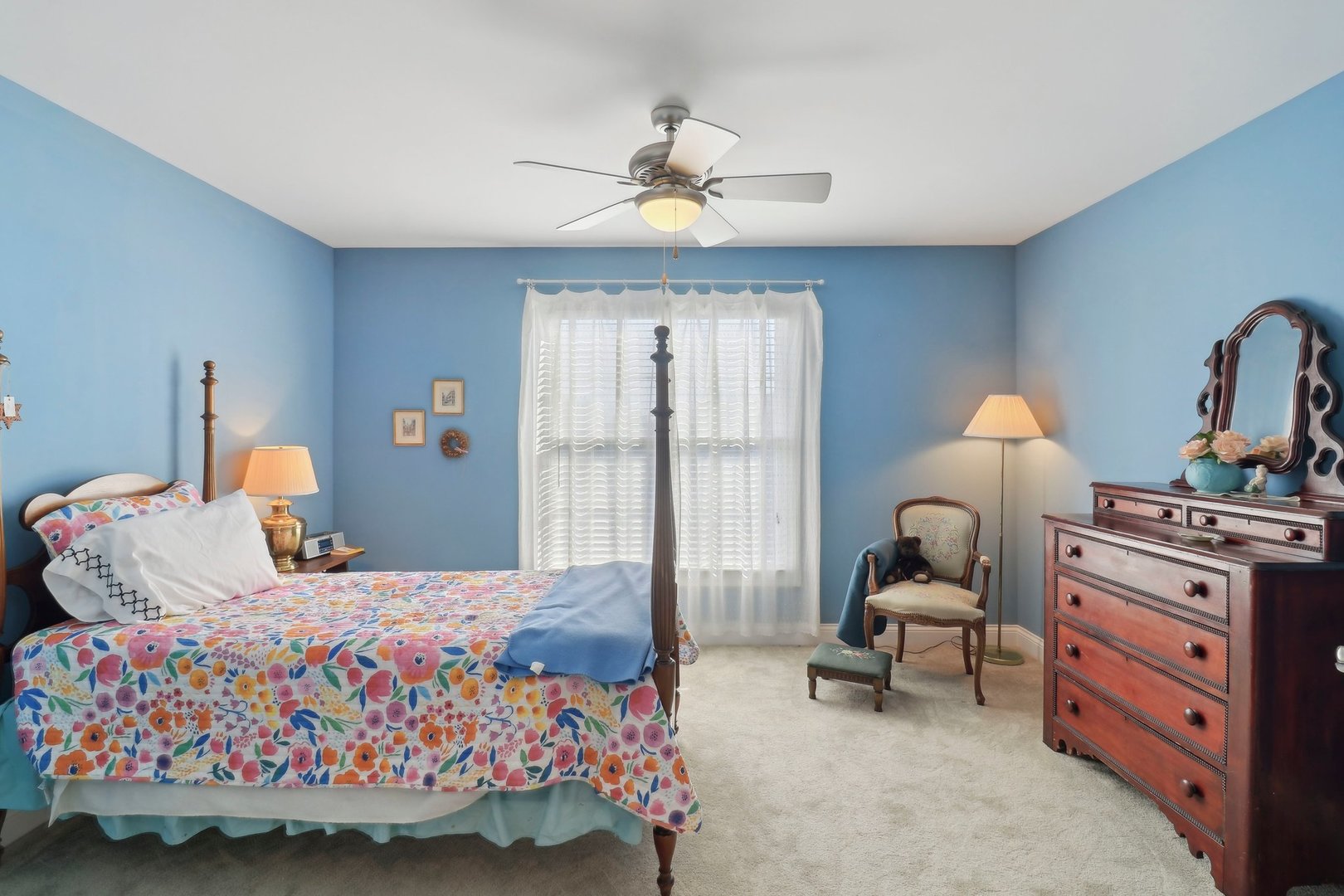 40418 N South Newport Drive, Antioch, IL 60002