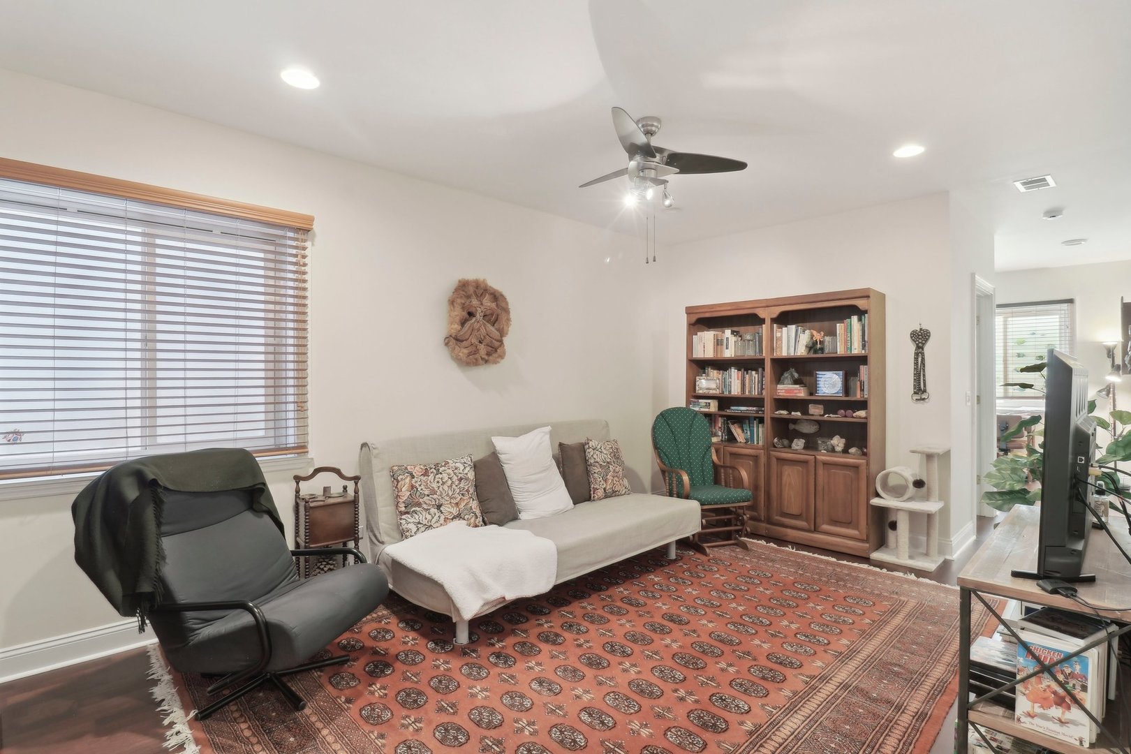 40418 N South Newport Drive, Antioch, IL 60002
