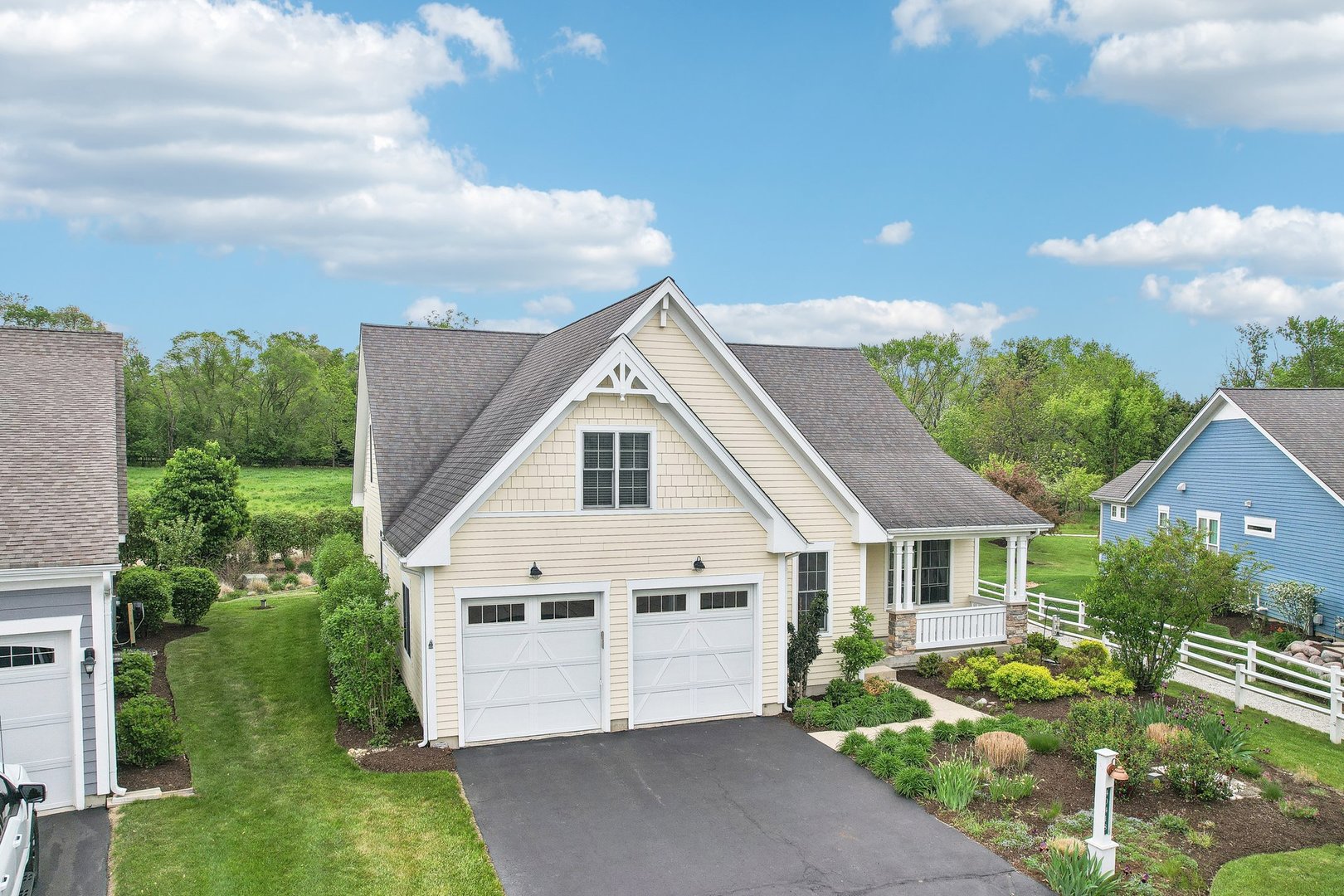 40418 N South Newport Drive, Antioch, IL 60002