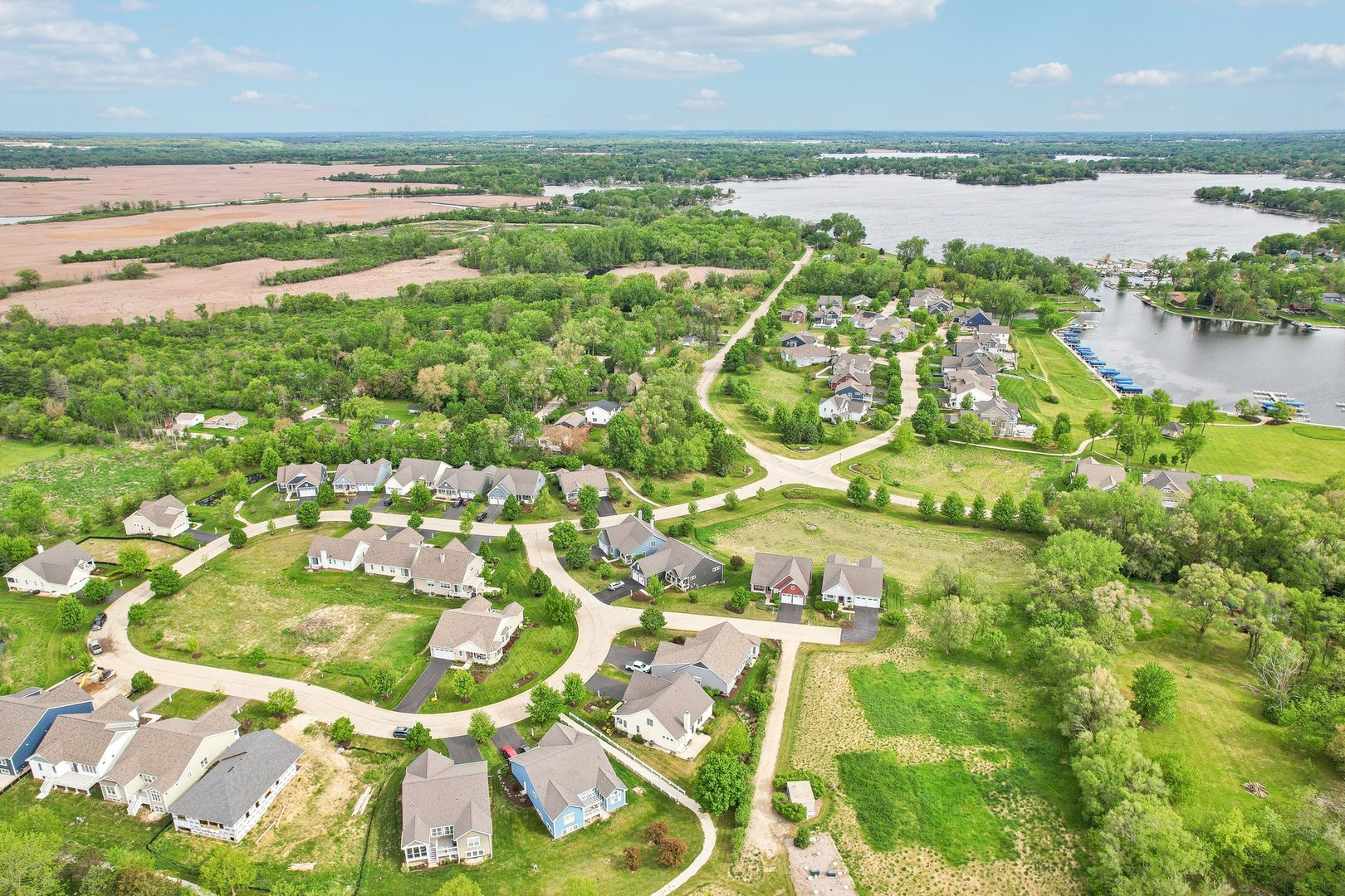 40418 N South Newport Drive, Antioch, IL 60002