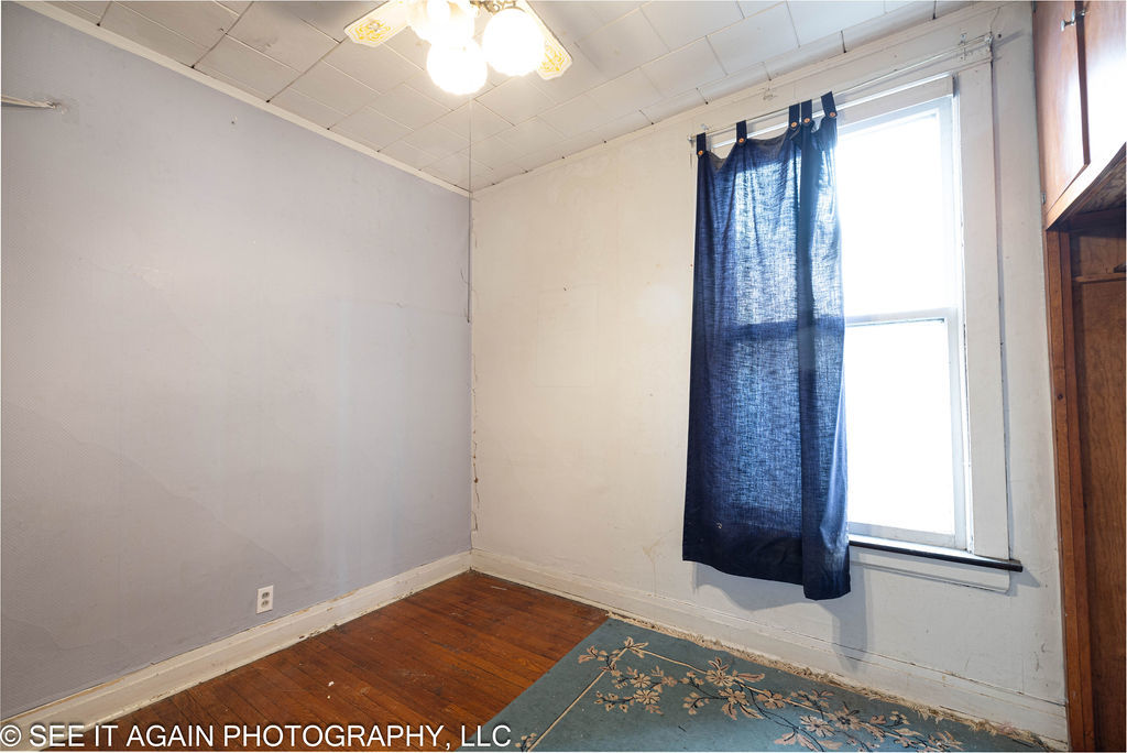7930 S Luella Avenue, Chicago, IL 60617