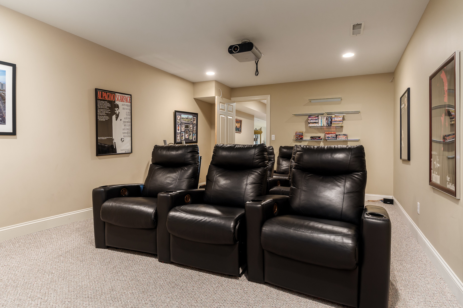 128 Titleist Trail, Poplar Grove, IL 61065