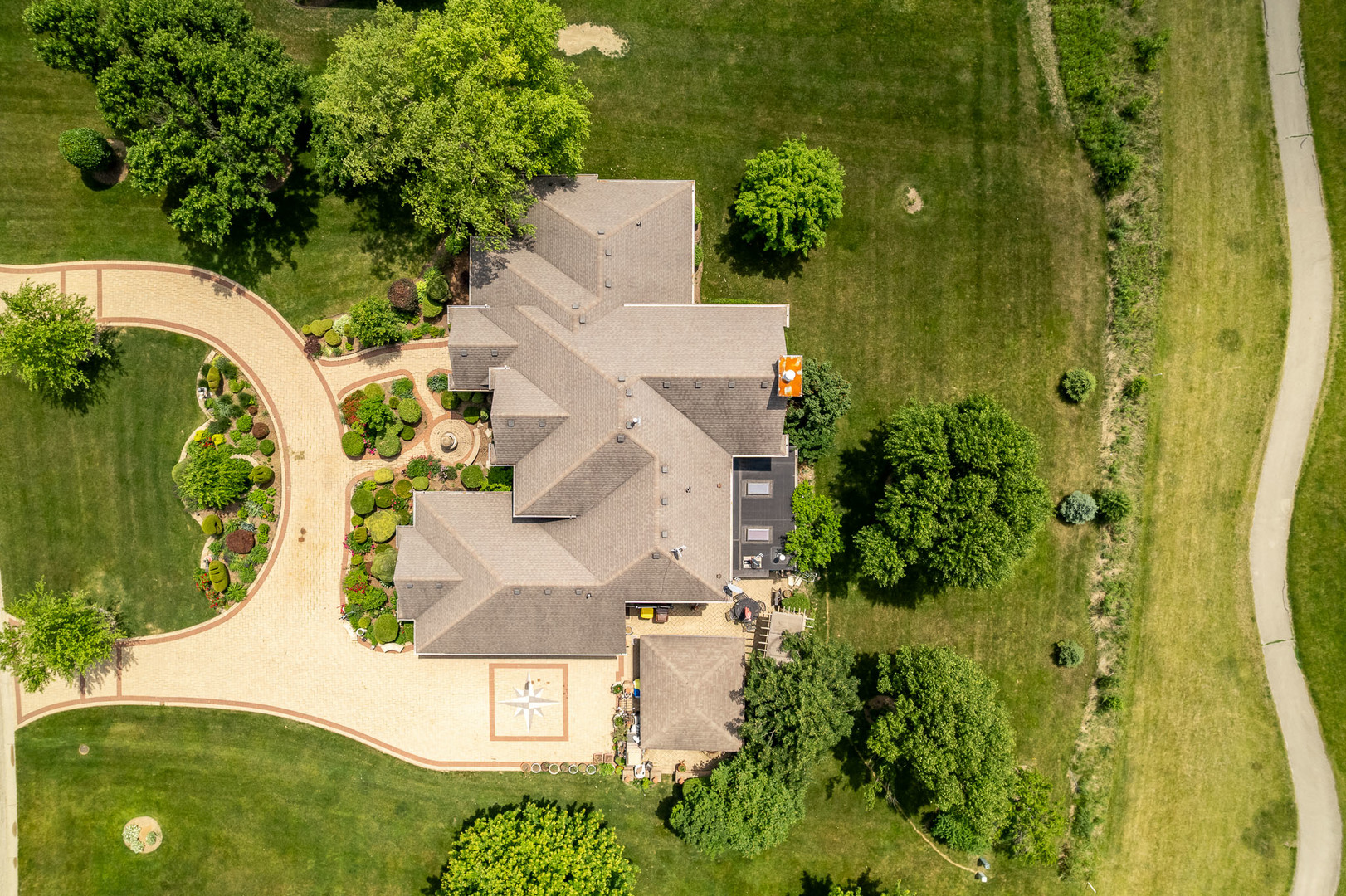 128 Titleist Trail, Poplar Grove, IL 61065