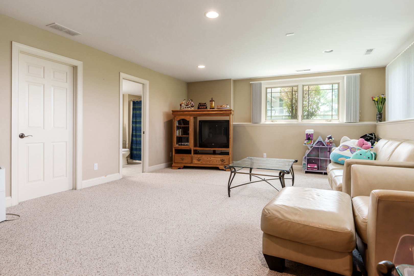 128 Titleist Trail, Poplar Grove, IL 61065