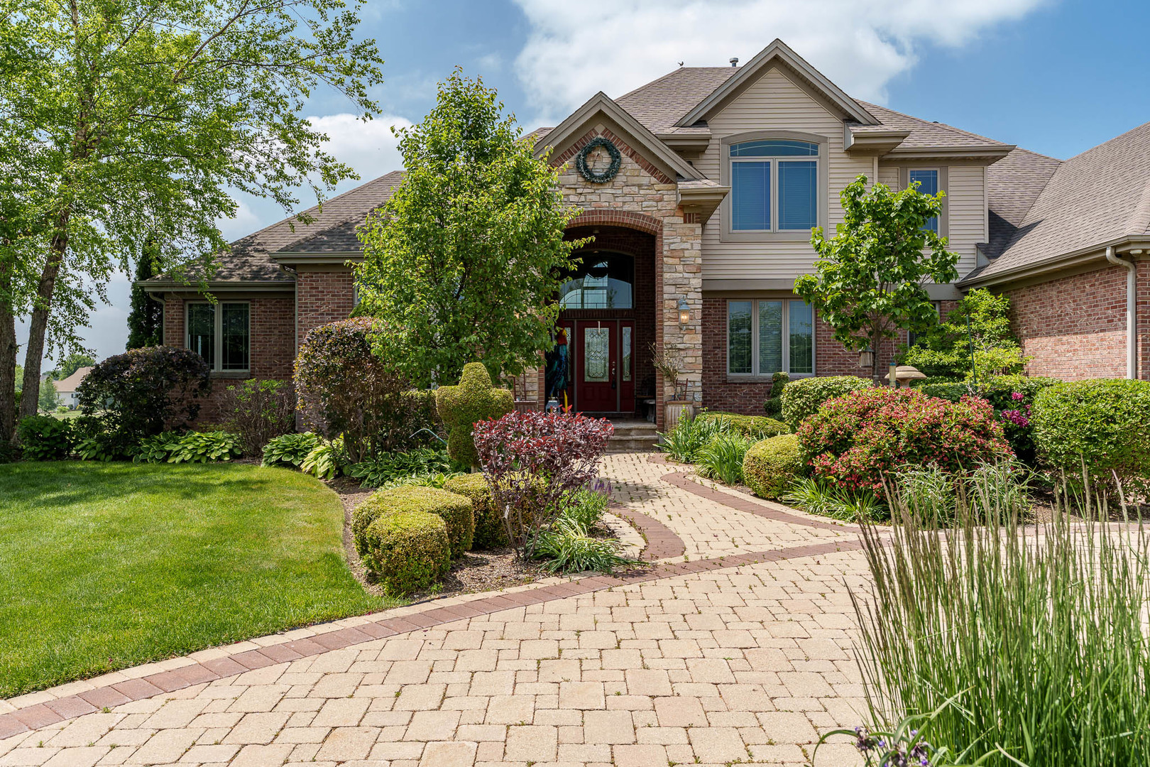 128 Titleist Trail, Poplar Grove, IL 61065