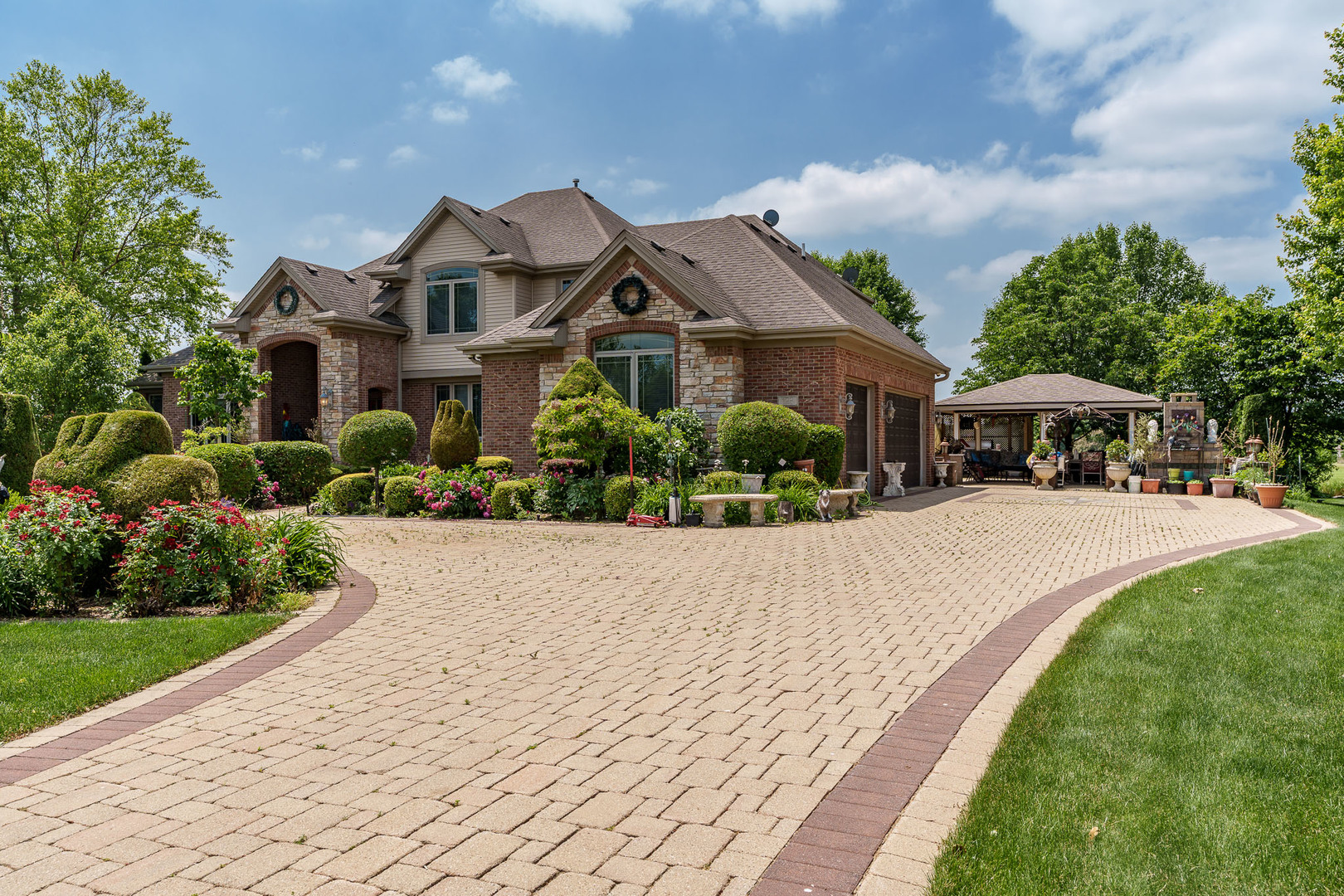 128 Titleist Trail, Poplar Grove, IL 61065