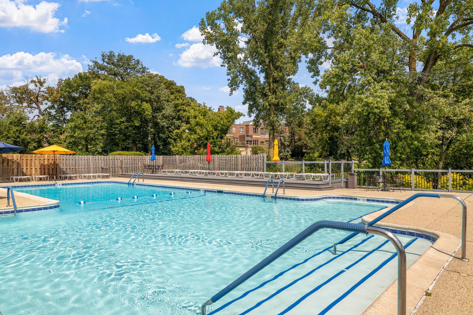 1140 Old Mill Road #201F, Hinsdale, IL 60521