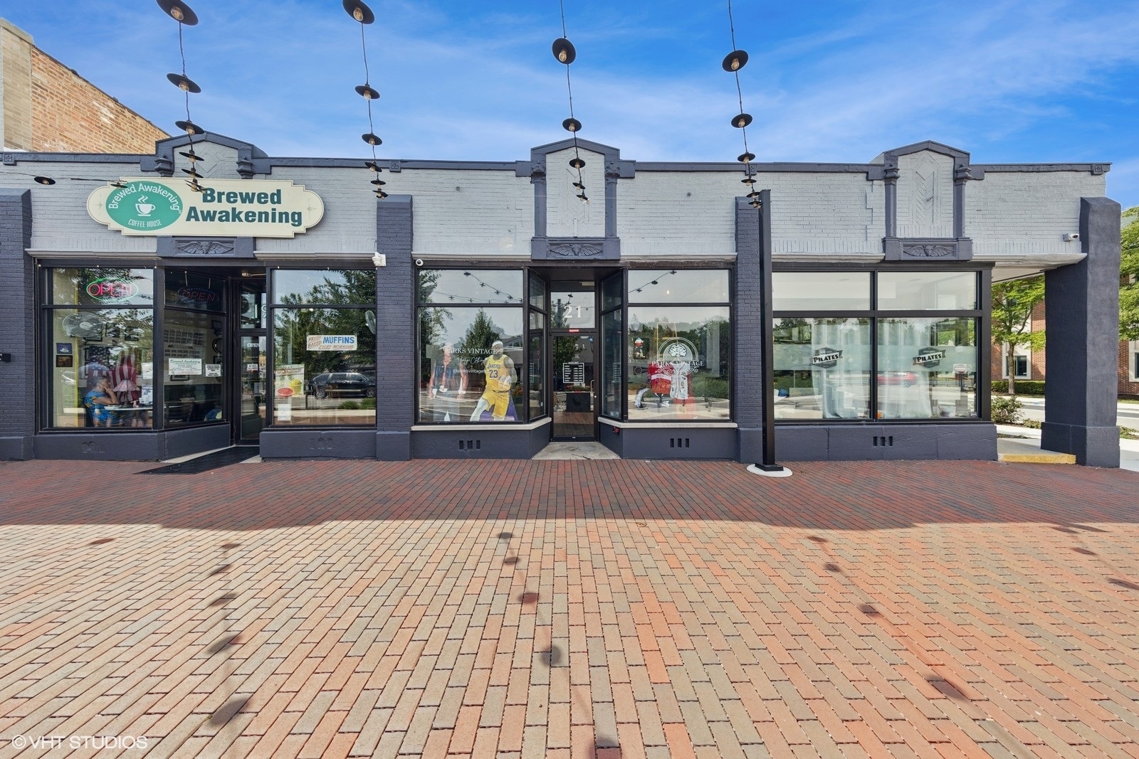 19-23 W Quincy Street, Westmont, IL 60559