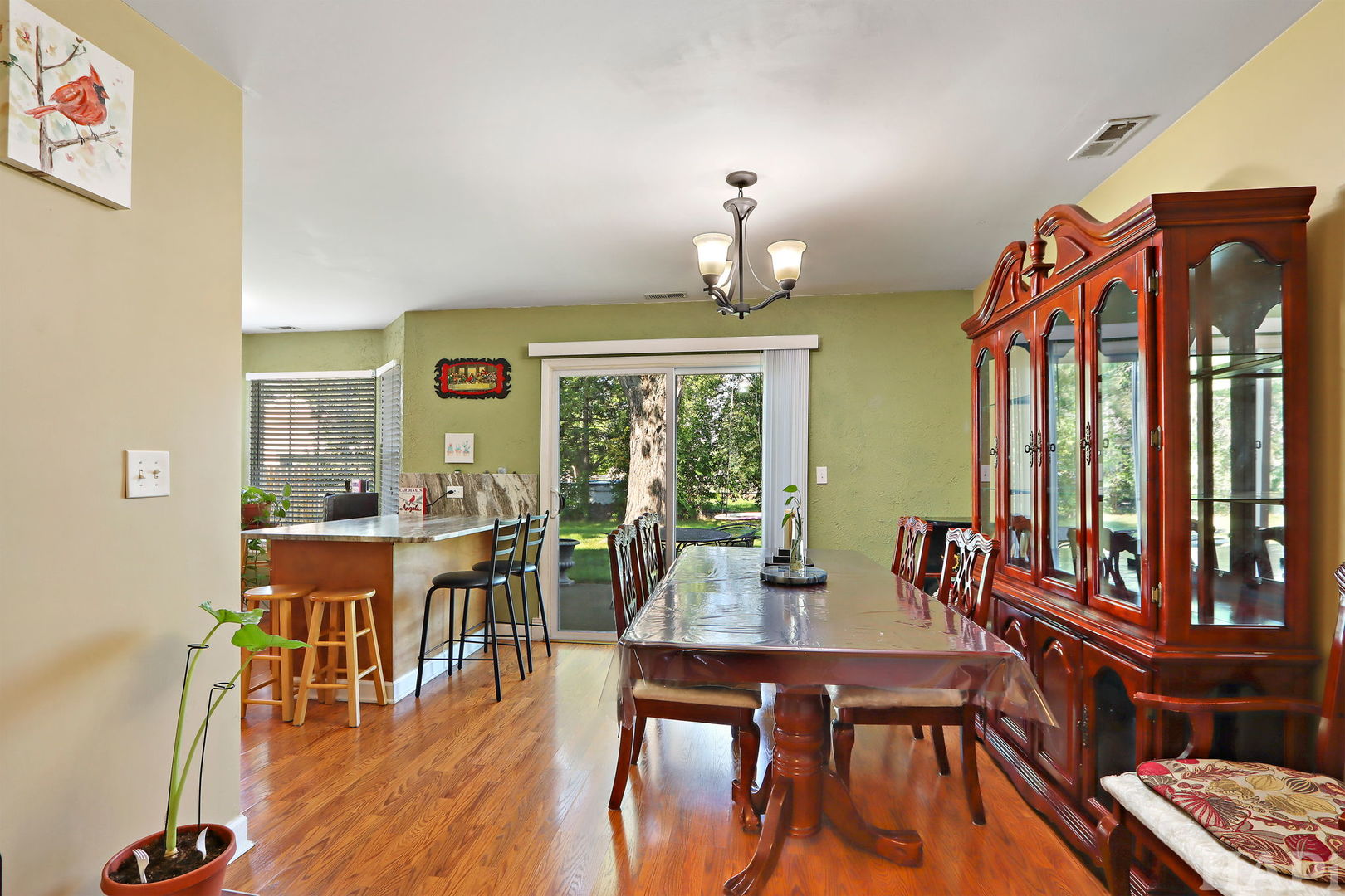 3499 Plymouth Lane, Island Lake, IL 60042