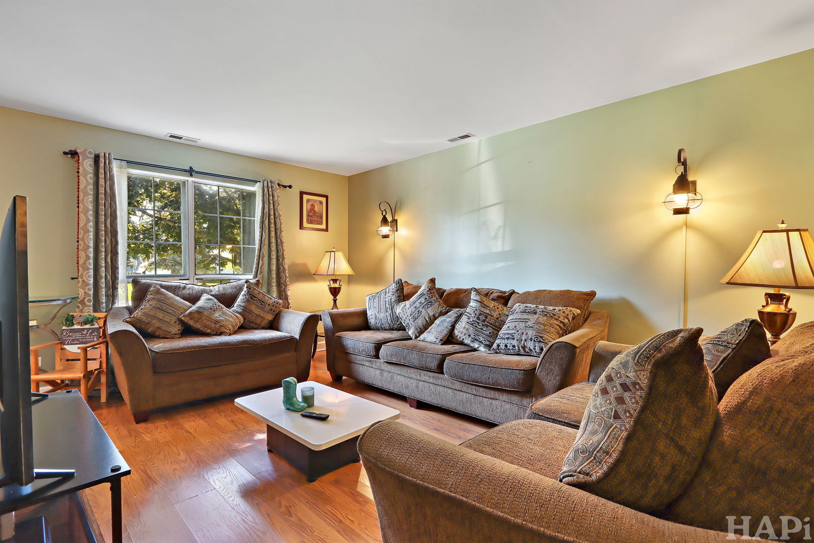 3499 Plymouth Lane, Island Lake, IL 60042