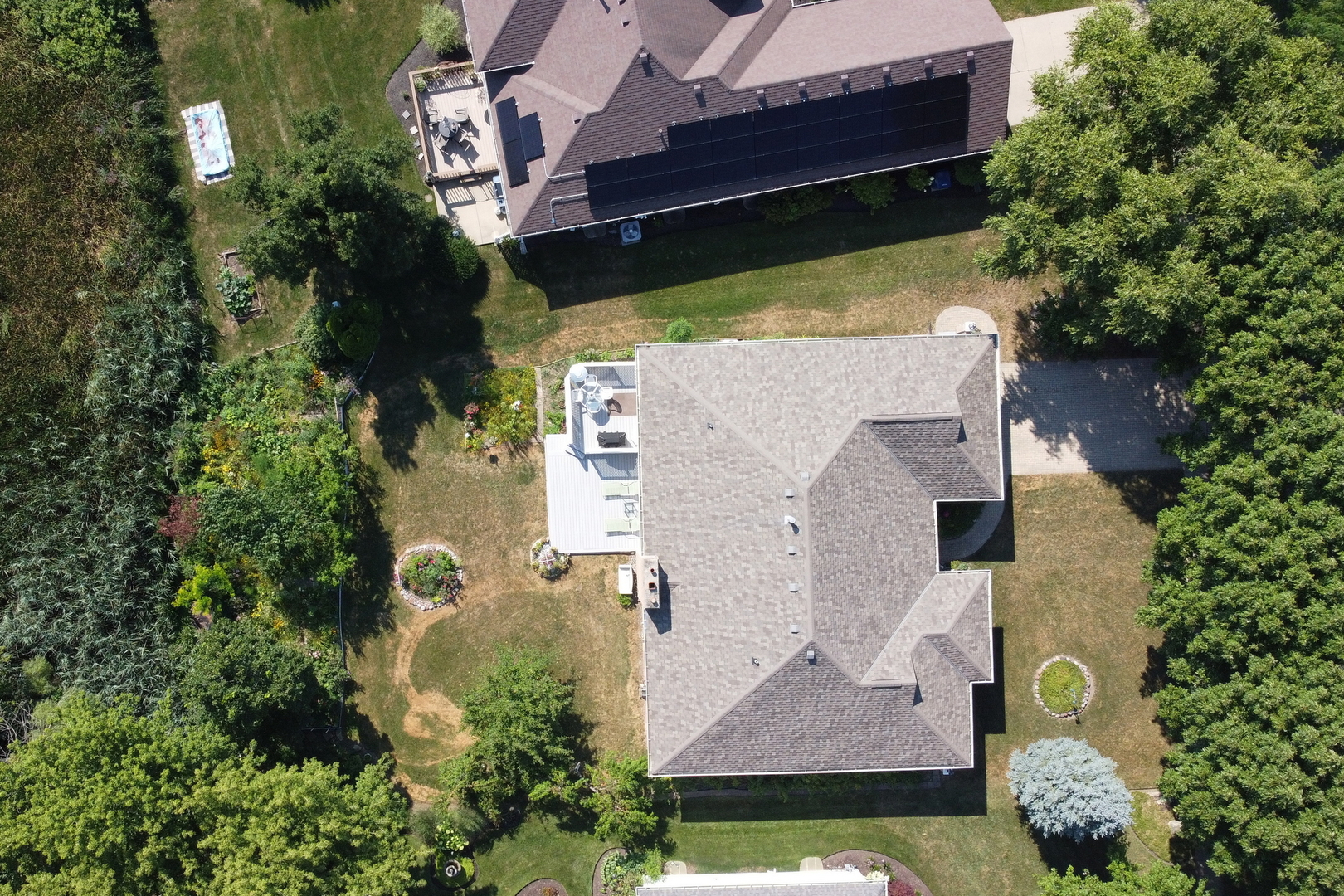 1075 Suffolk Court, Gurnee, IL 60031