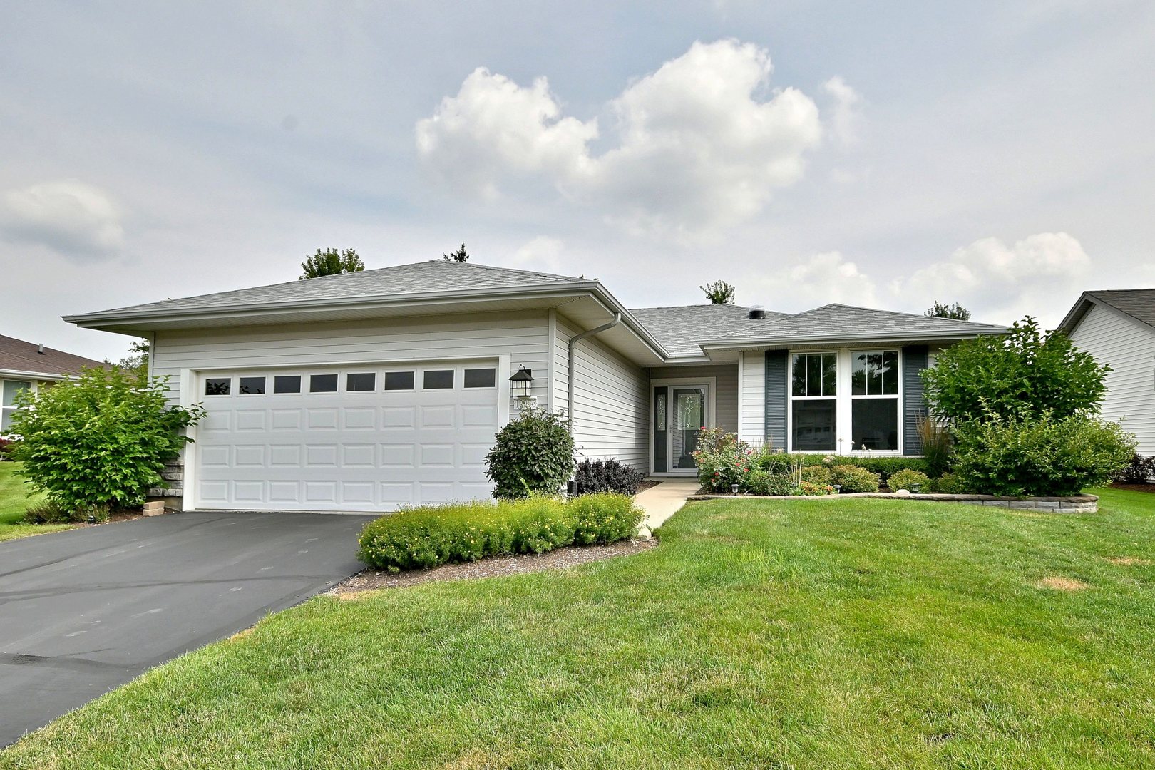 12976 Rock Springs Lane, Huntley, IL 60142
