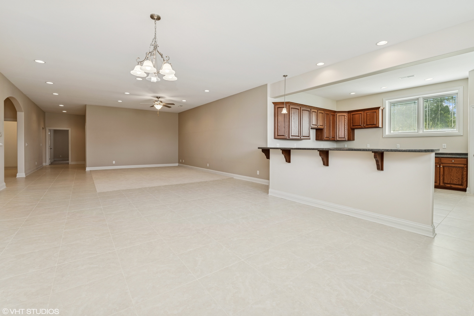 174 Titleist Trail, Poplar Grove, IL 61065
