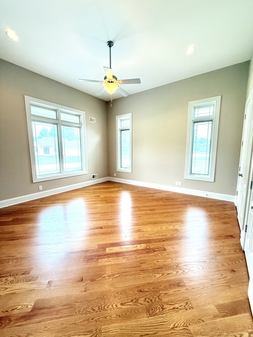 174 Titleist Trail, Poplar Grove, IL 61065