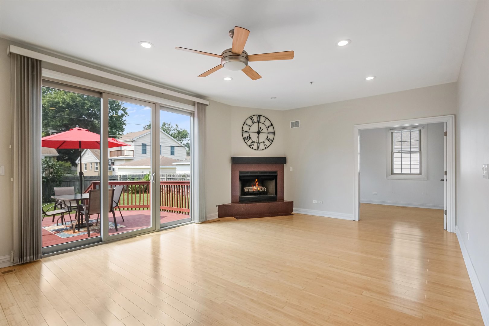 1628 S Cumberland Avenue, Park Ridge, IL 60068