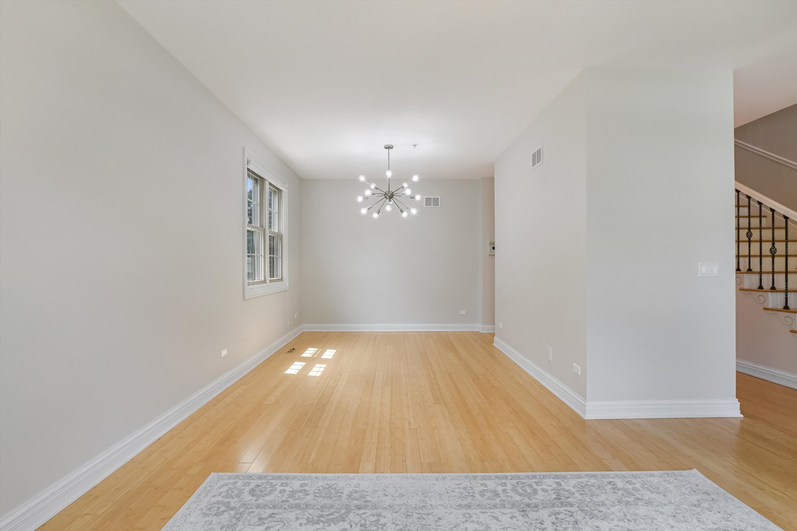 1628 S Cumberland Avenue, Park Ridge, IL 60068