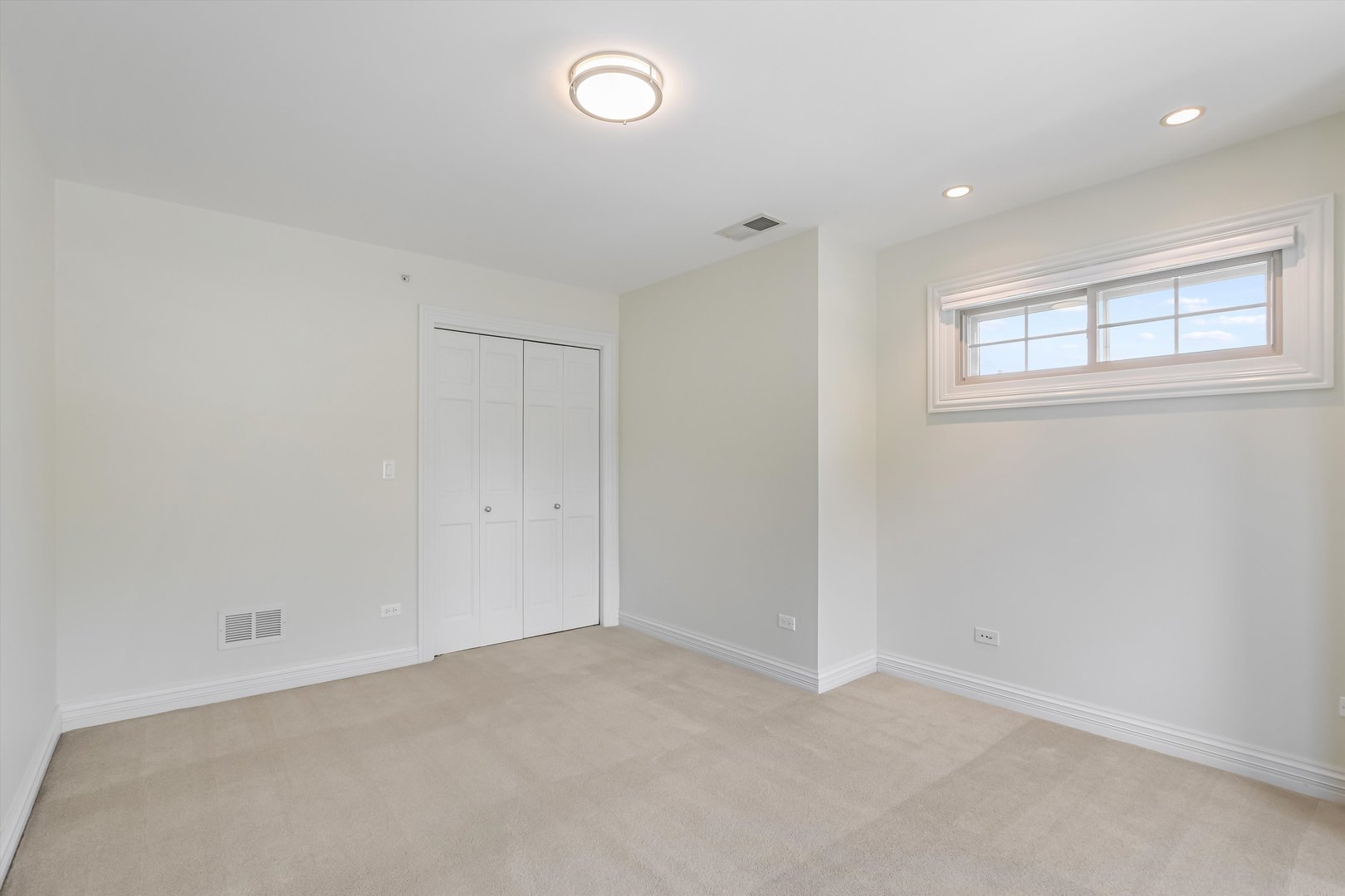 1628 S Cumberland Avenue, Park Ridge, IL 60068