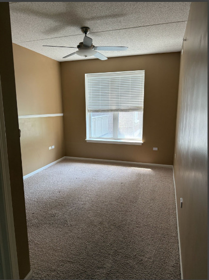 77 N Quentin Road #202, Palatine, IL 60067