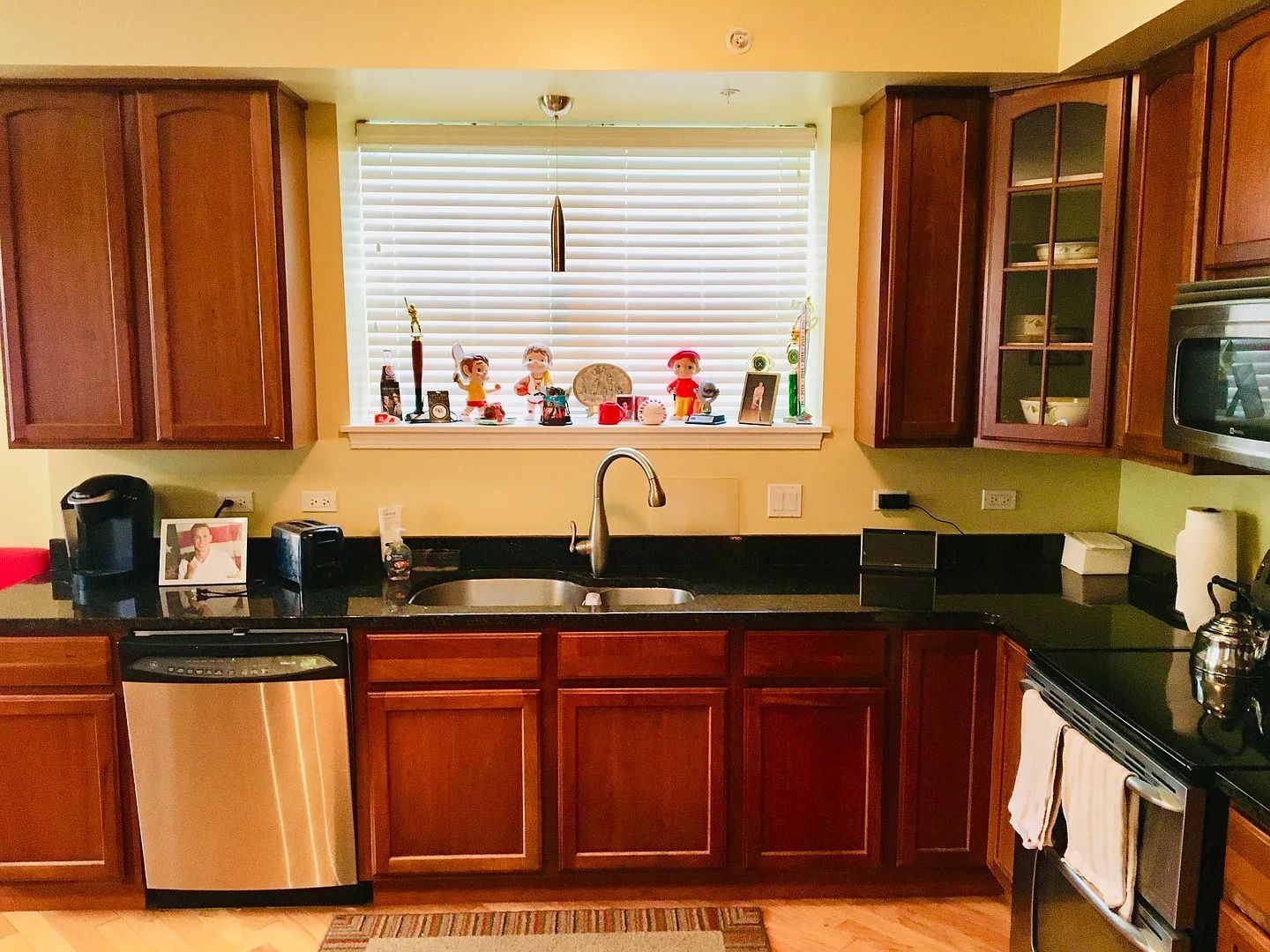 77 N Quentin Road #202, Palatine, IL 60067