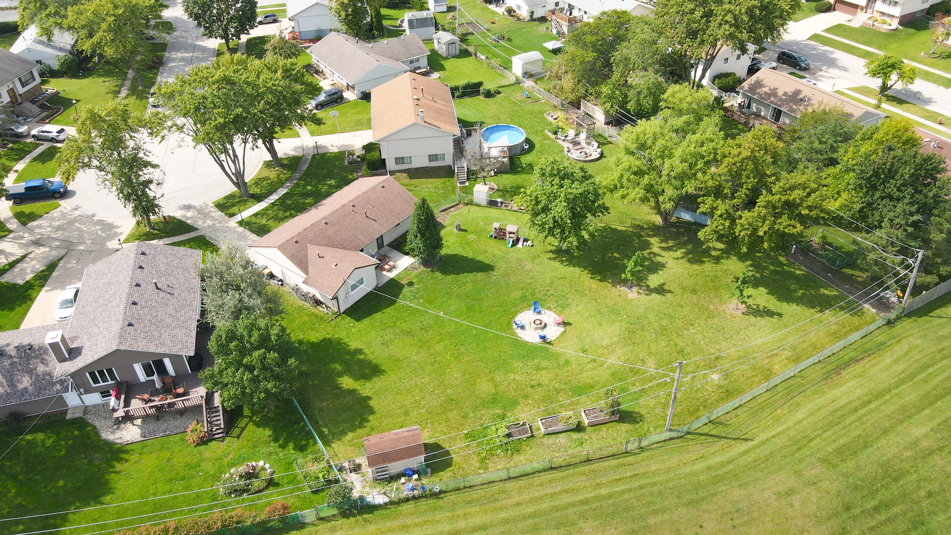 408 Beebe Court, Streamwood, IL 60107