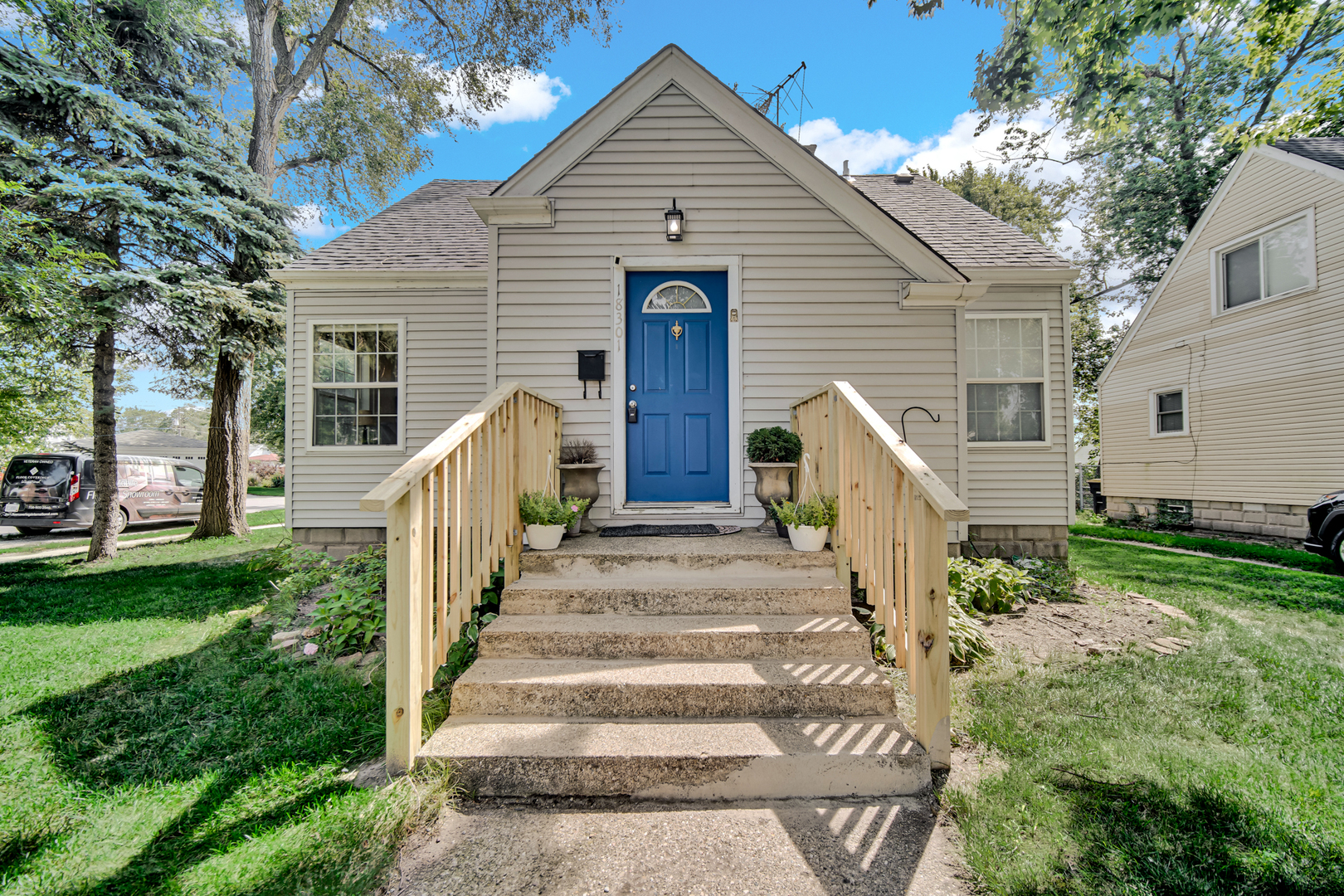 18301 Chicago Avenue, Lansing, IL 60438