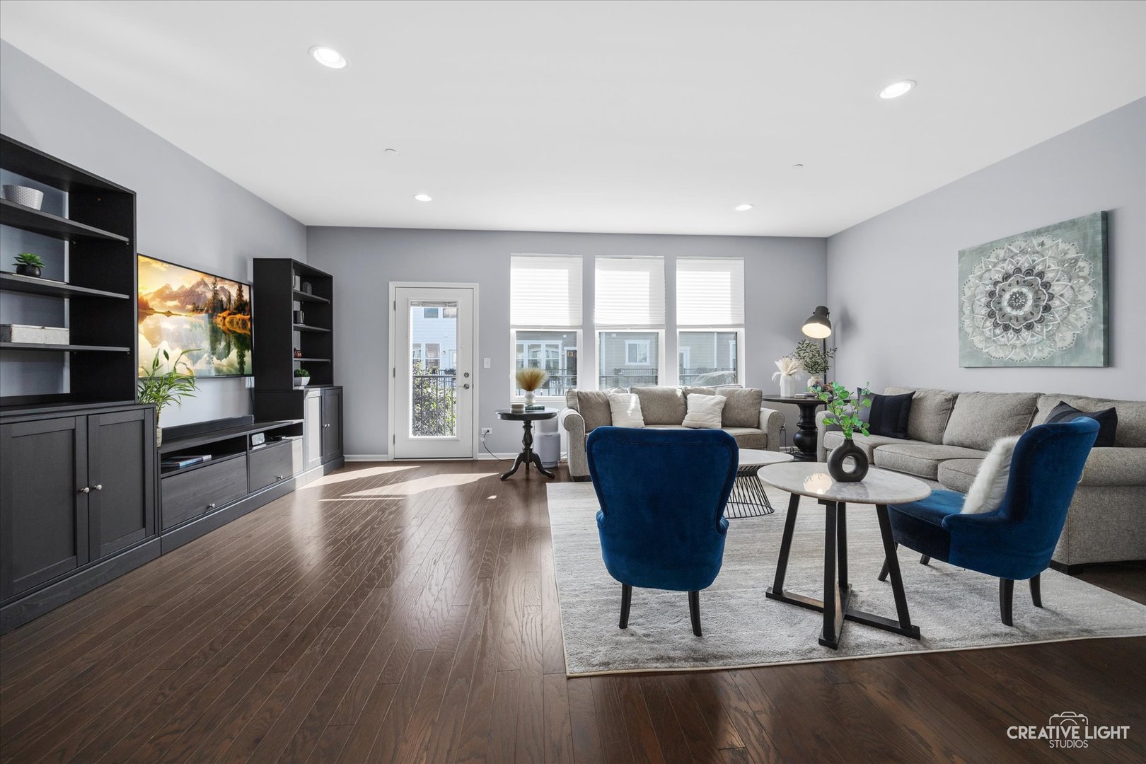 3570 Sawgrass Drive, Woodridge, IL 60517