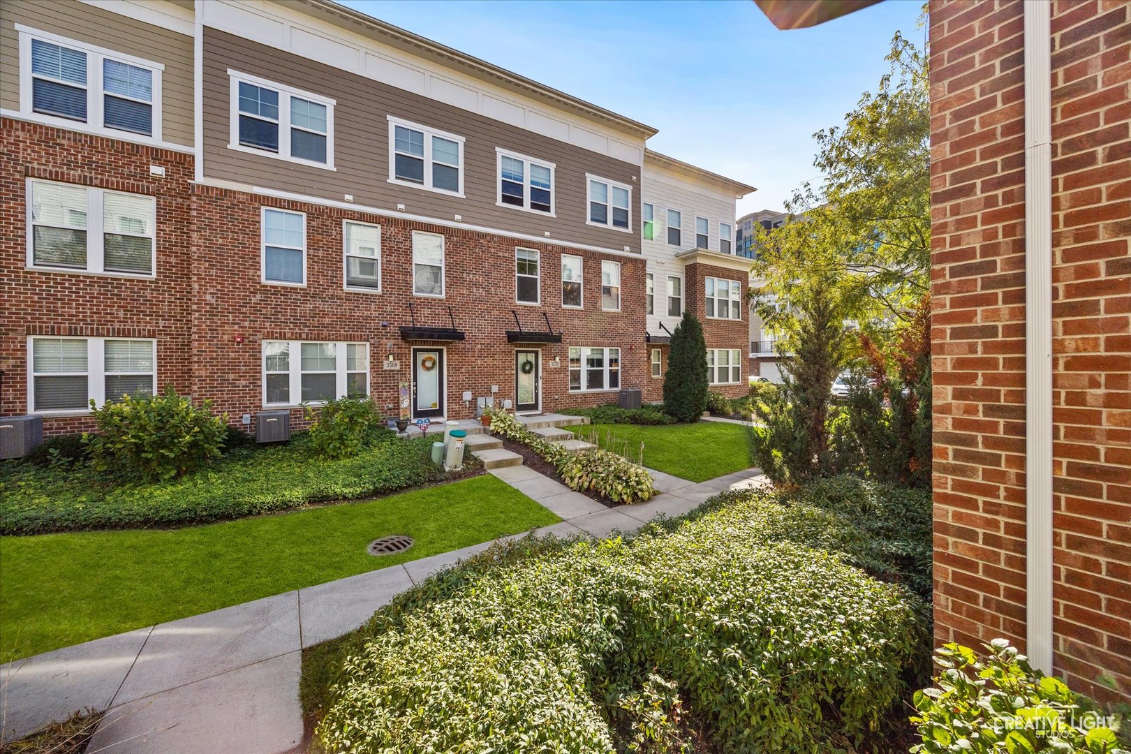 3570 Sawgrass Drive, Woodridge, IL 60517