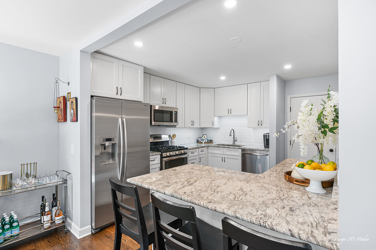 1204 Beau Drive, Park Ridge, IL 60068