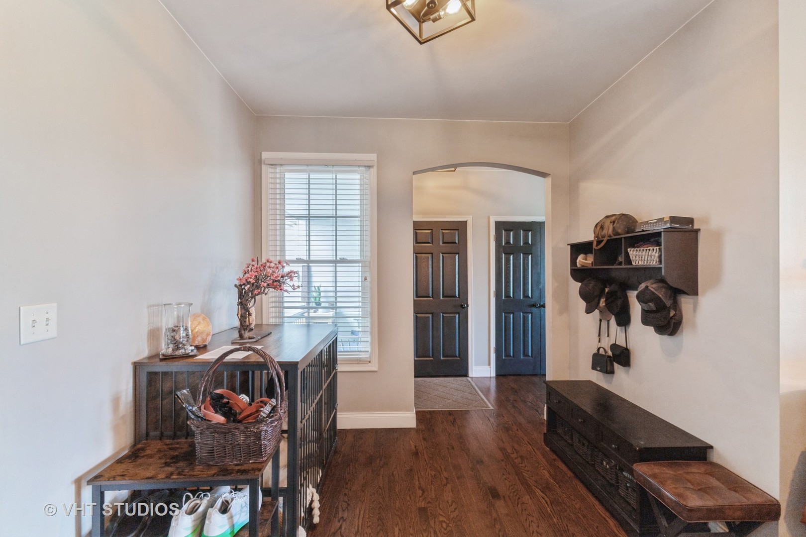 8667 W saddlebred Court #10-3, Frankfort, IL 60423