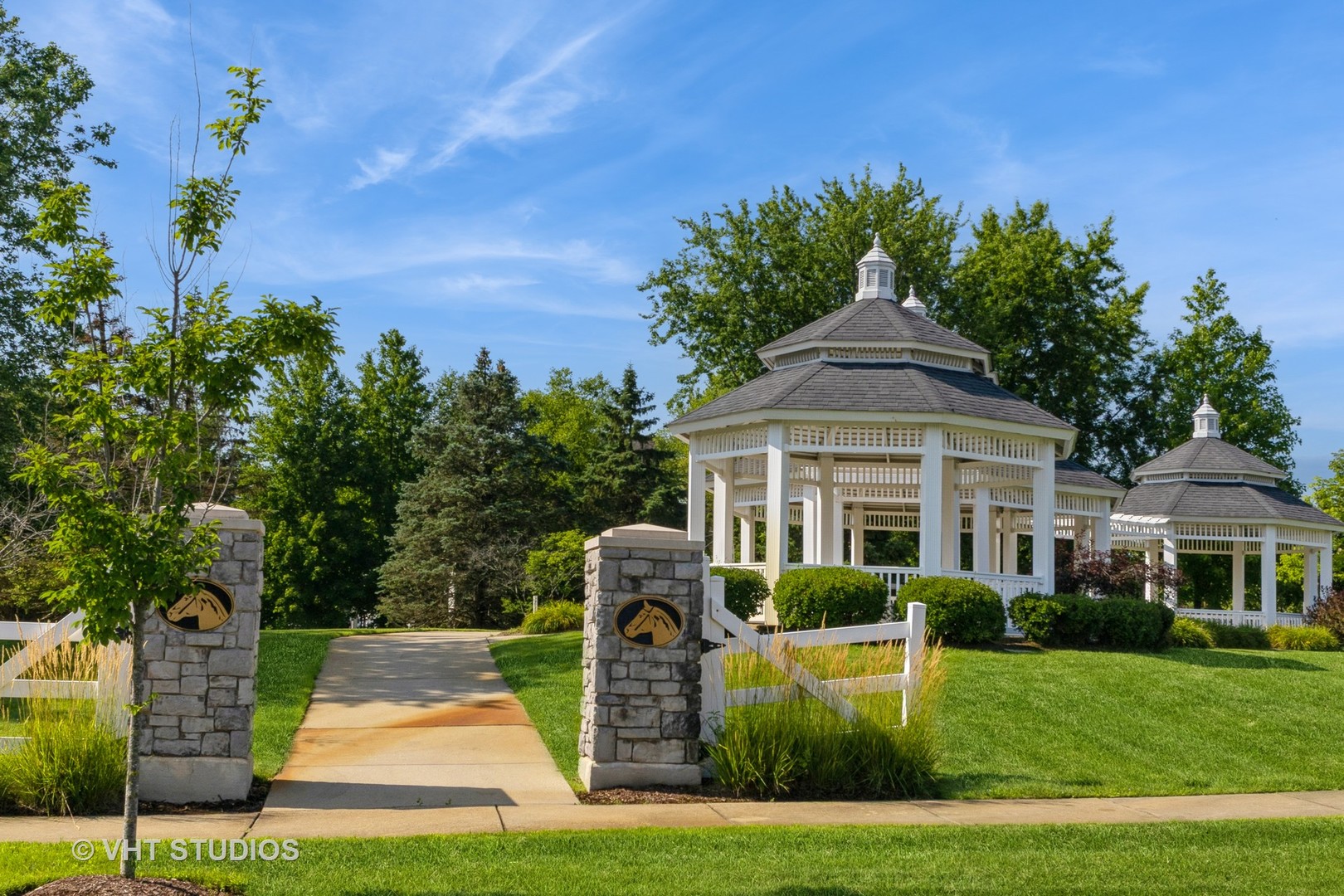 8667 W saddlebred Court #10-3, Frankfort, IL 60423