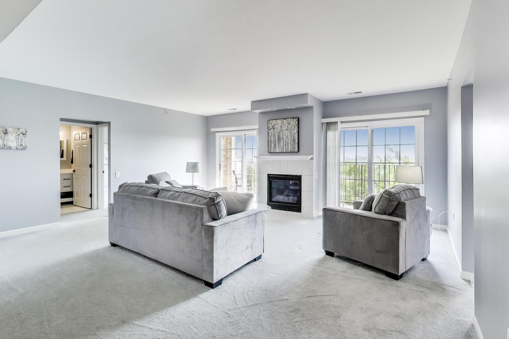 16040 Boardwalk Lane #4A, Orland Park, IL 60467